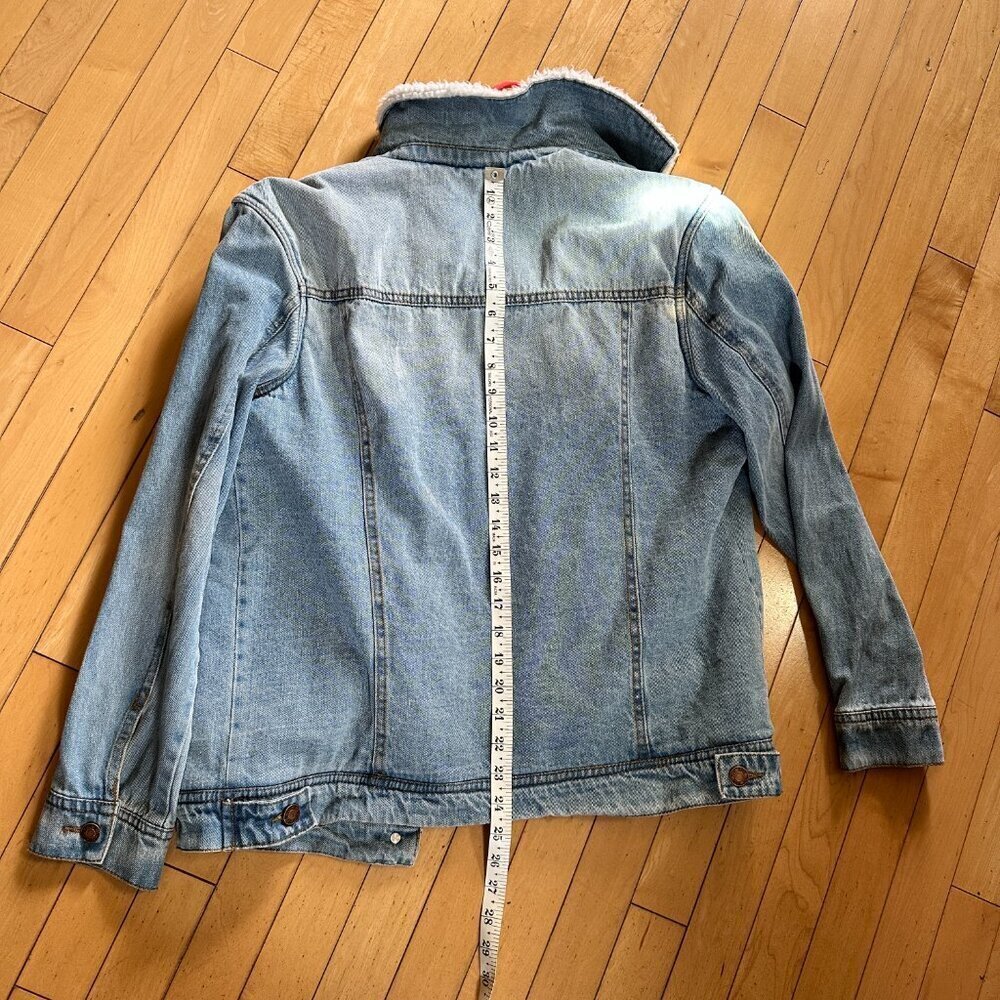 TILLY'S RSQ Sherpa Lined Denim Trucker Jean Jacket - small - Picture 10 of 13